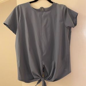 Albion fit front tie top